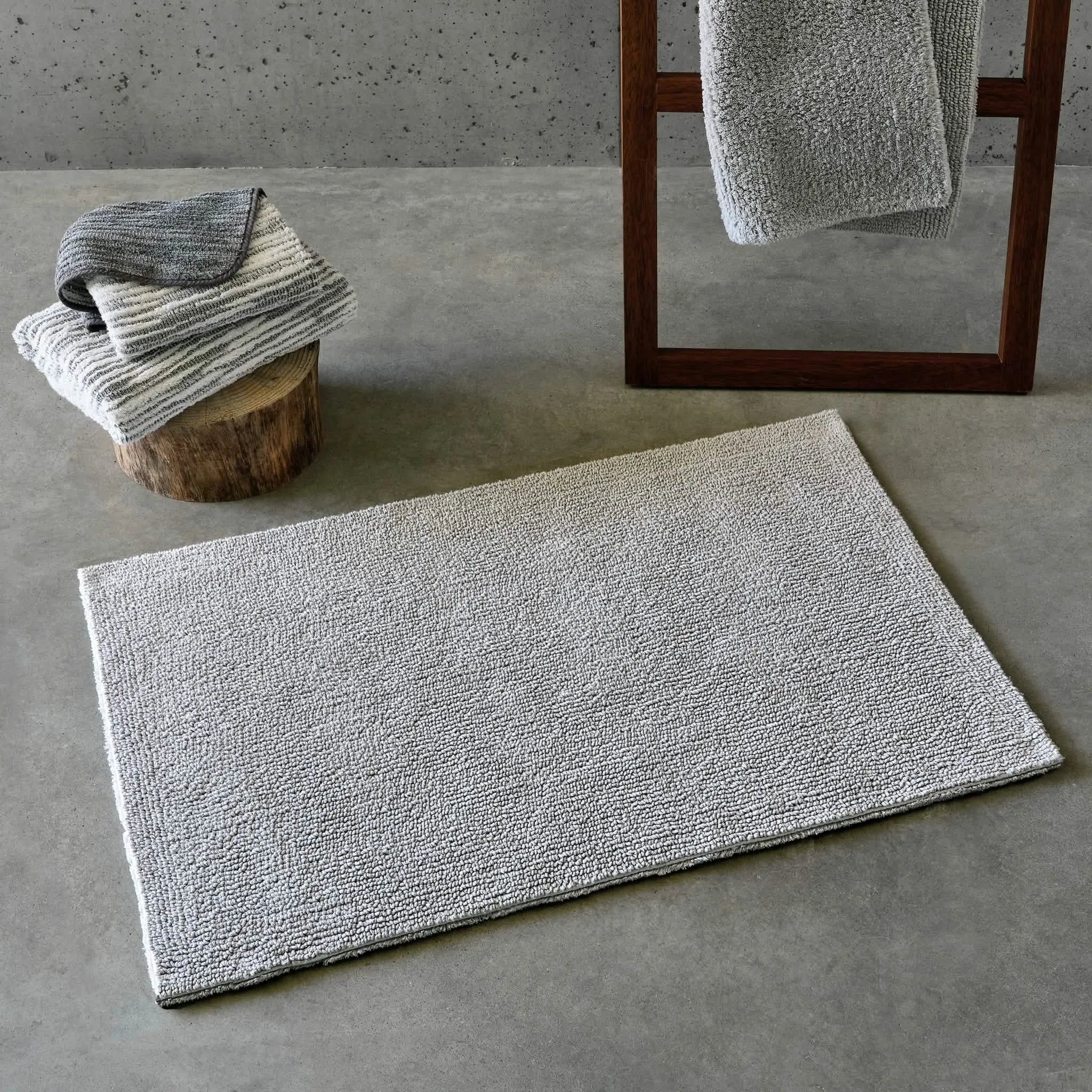 Bay Bath Rug